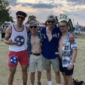 Meet your Posher, Ross